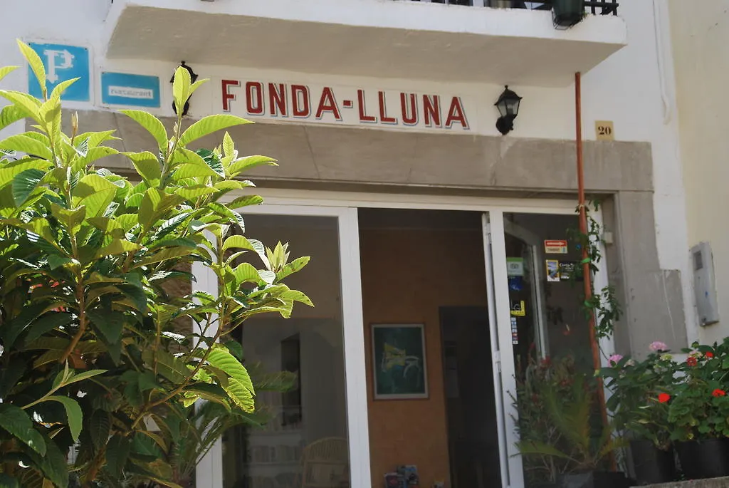 Fonda Lluna 호텔 또사데마르 게스트하우스